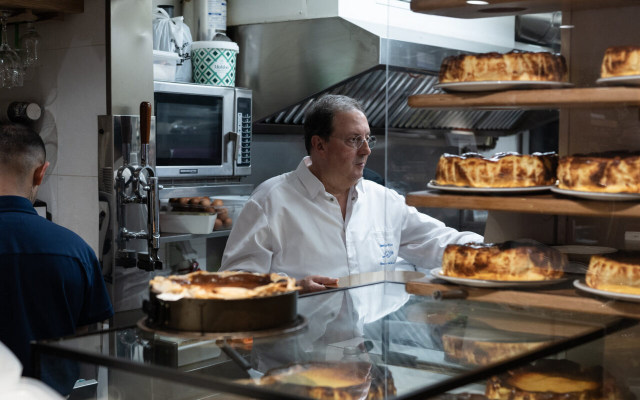 Inventor of the Basque Cheesecake Plans to Retire. His Secret: He Prefers Chocolate