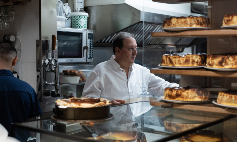 Inventor of the Basque Cheesecake Plans to Retire. His Secret: He Prefers Chocolate