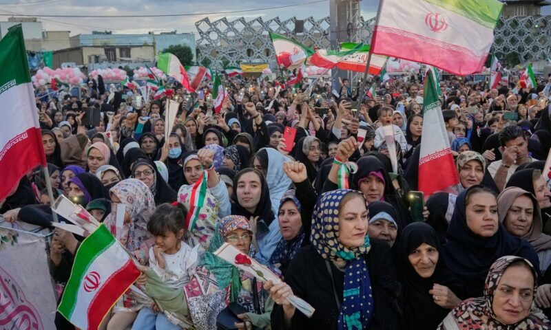 Iranian Officials Say Proposed Peace Deal Would Open Strait of Hormuz