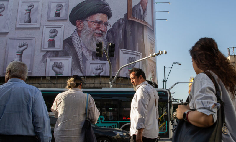 Iran War Live Updates: Trump Says Peace Deal Is Near