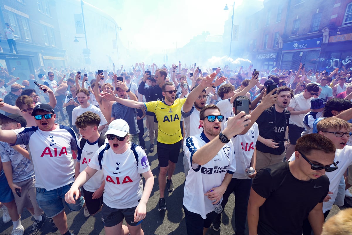 Tottenham and West Ham aim to avoid catastrophic relegation in season finale shootout