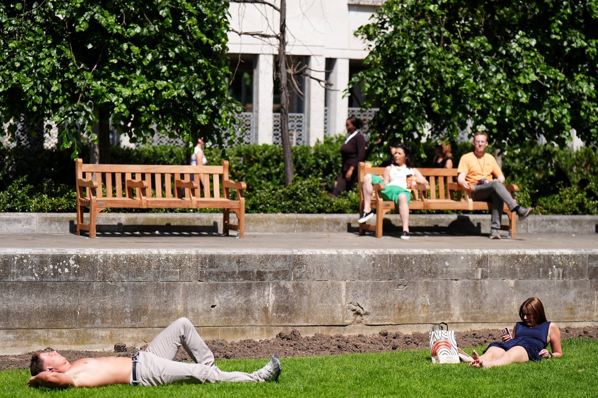 UK heatwave finally eases with thundery showers and cooler air on way