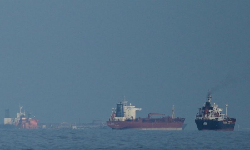 Crude oil drops as US inches towards Iran deal to reopen Strait of Hormuz
