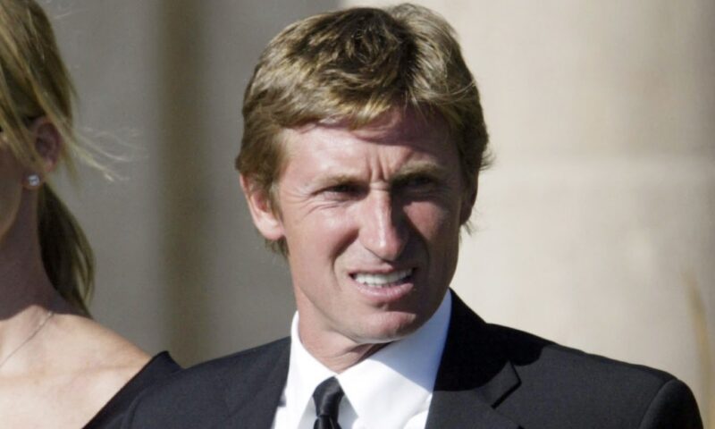 Wayne Gretzky Fast Facts