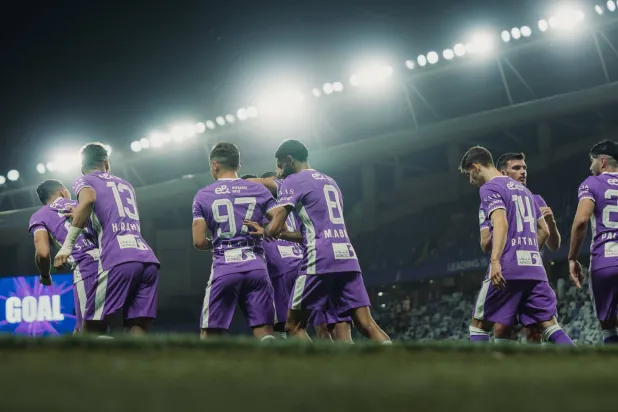 كأس الإمارات: العين لتحقيق الثنائية… والجزيرة لإنقاذ موسمه