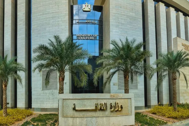 «دار الكتب» المصرية تتراجع عن إجراءات أثارت جدلاً حول «الرقابة» وسوق النشر