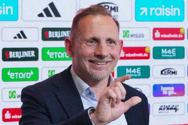 لوسترينيلي «بطل سويسرا» يتولى تدريب يونيون برلين