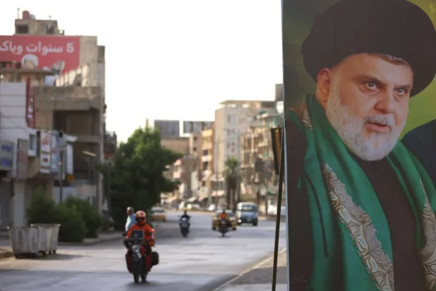 الصدر يمهل جناحه العسكري أسبوعاً للاندماج في الحكومة