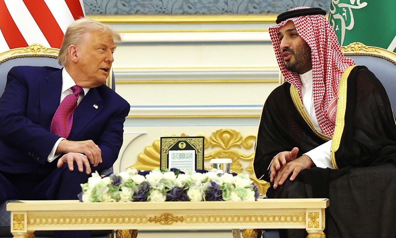 Trump asked Muslim leaders to sign peace deal with Israel after Iran war ends