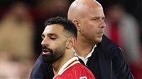 أزمة داخل ليفربول: خلافات صلاح وسلوت تسبق إقالة المدرب