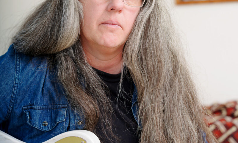 Marisa Anderson’s (Tunefully) Un-American Activities