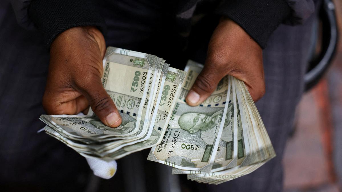 Counterfeit currency detections rise 5.7% in FY26, led by ₹200, ₹500 notes: RBI