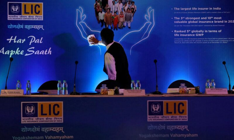 LIC net rose over 23% in Q4 to ₹23,420 cr., board declares ₹10 final dividend