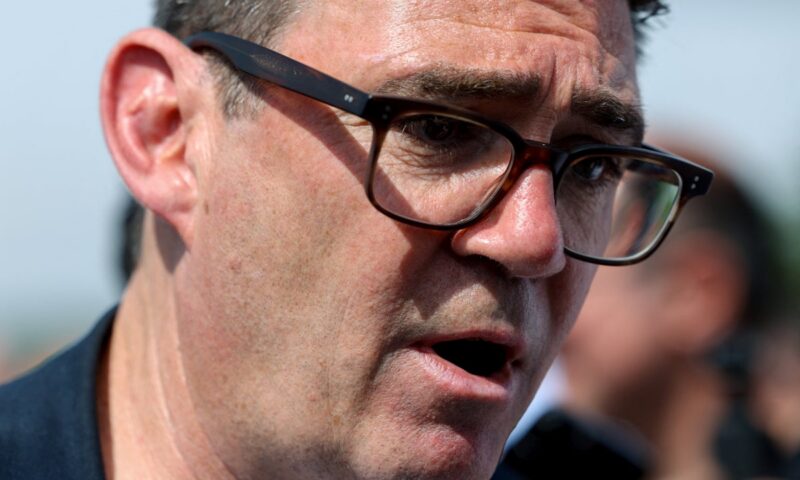Burnham ‘seeks advice’ from Starmer’s former chief of staff Sue Gray for potential government