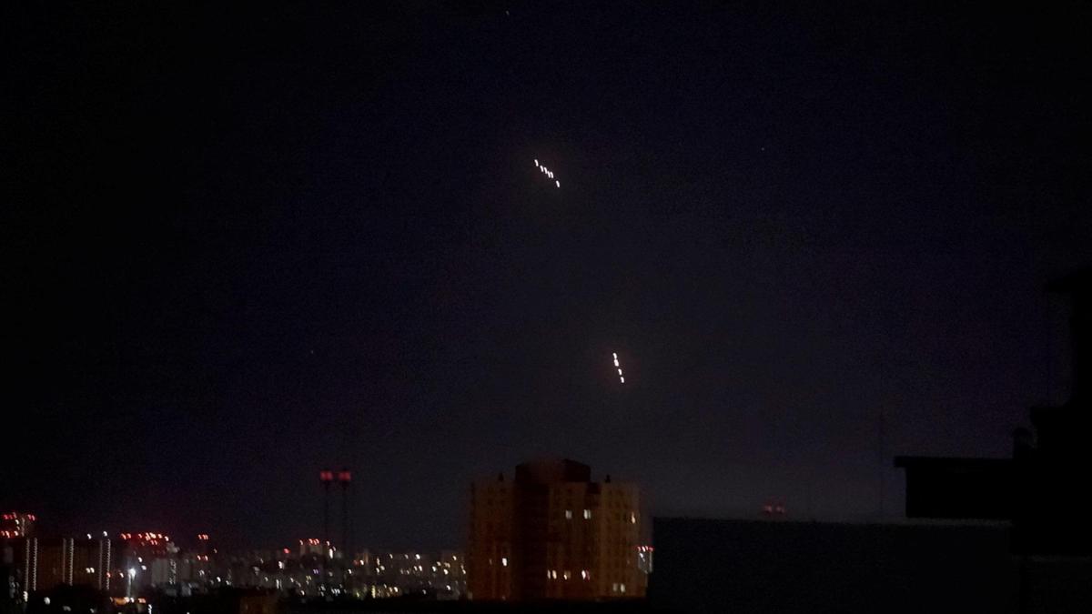 Russia uses hypersonic Oreshnik missile in mass attack on Kyiv