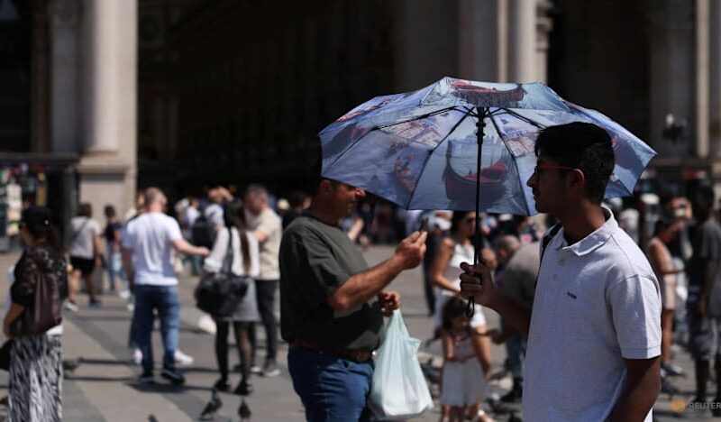 More climate records under threat as spring heatwave bakes western Europe