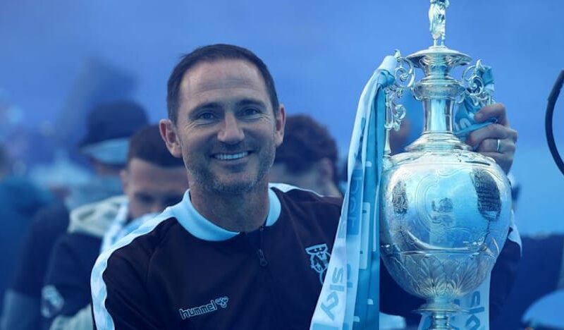 Lampard lands England’s Manager of the Year award
