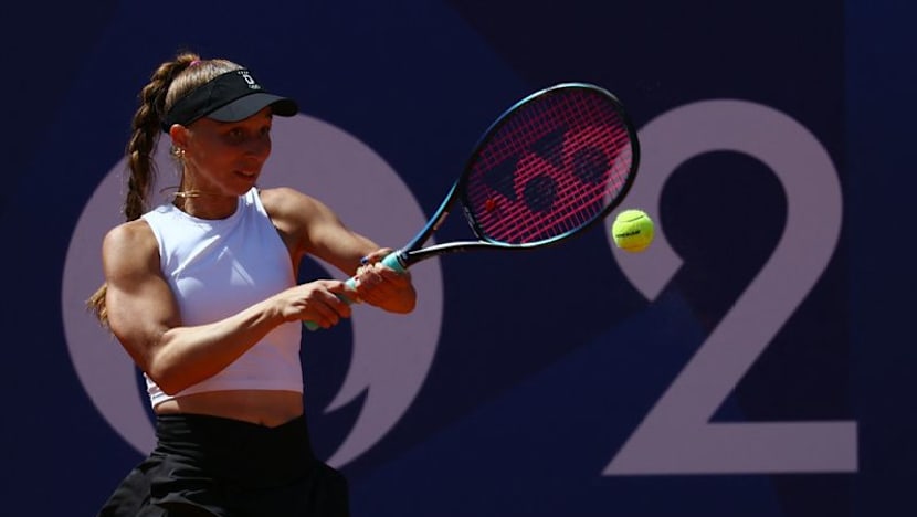 Korpatsch defends handshake snub after tense win over Wang