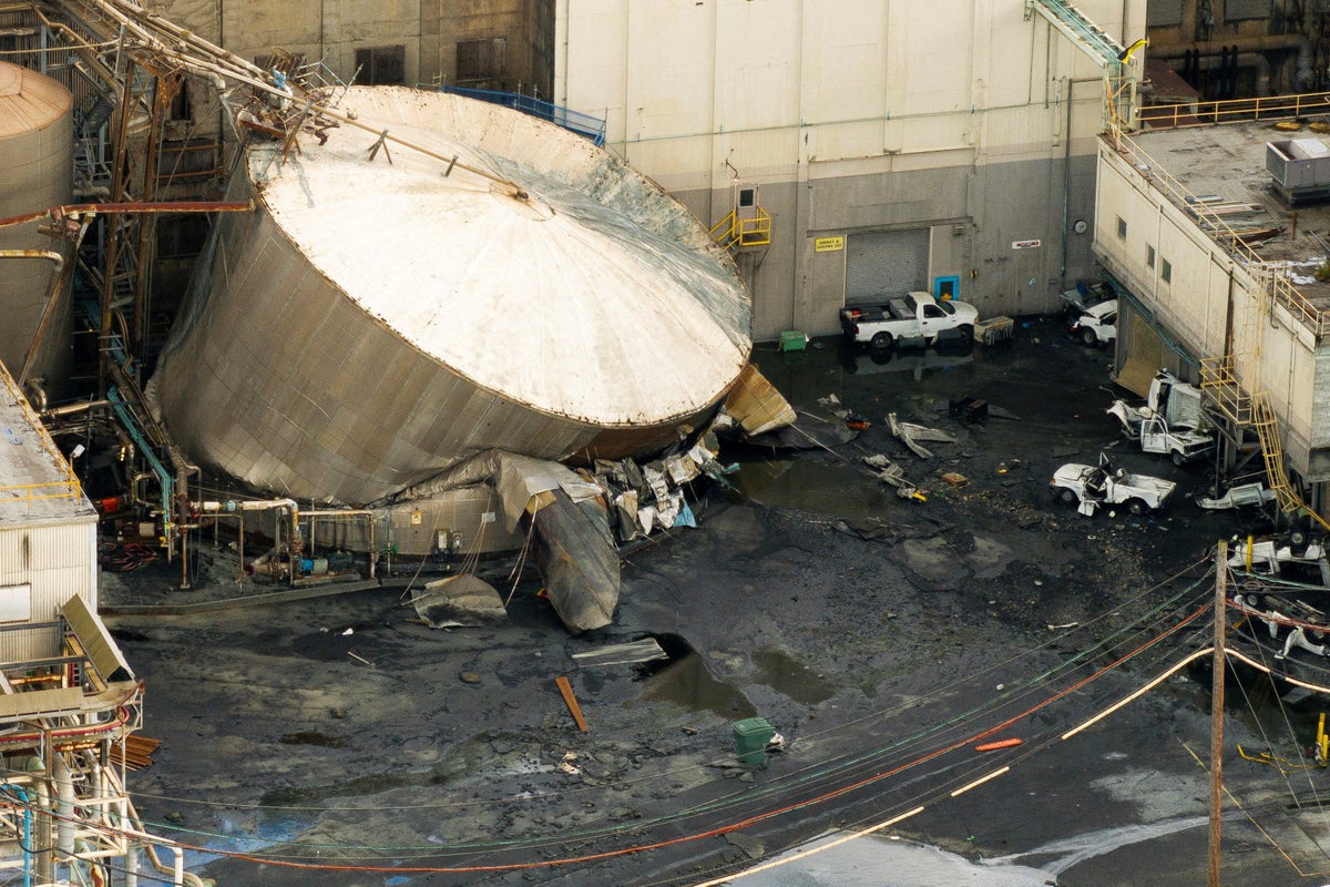 Nine still missing in Washington plant explosion as officials say no hope for survivors