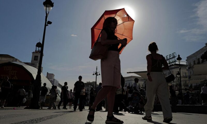 Global temperatures to reach near-record highs in next five years, report finds