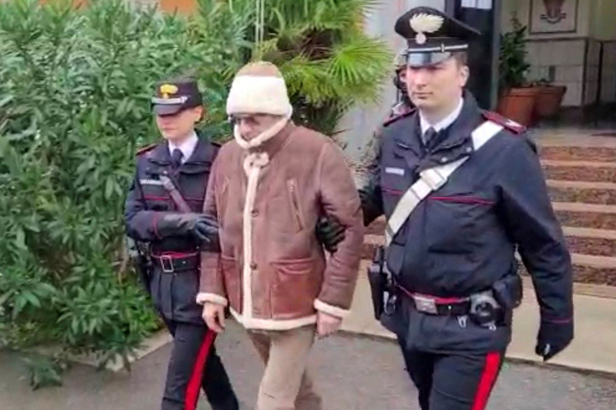 Italian police seize £173m worth of gold and luxury villas tied to Sicilian Mafia boss