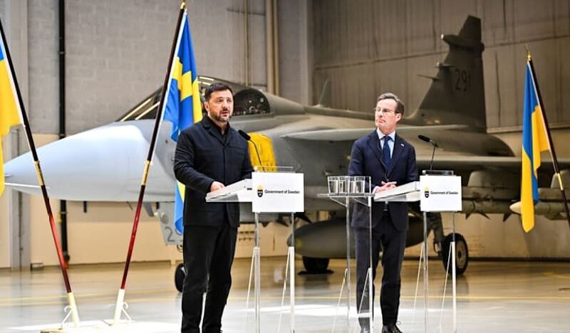 Ukraine to buy up to 20 Gripen jet fighters, Sweden to donate 16