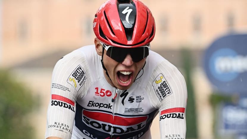 Magnier sprints to third win of Giro