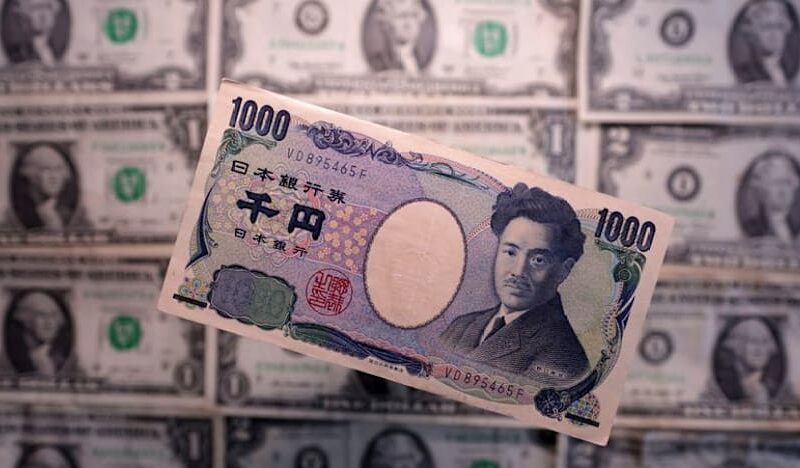 Yen back in danger zone as Tokyo officials keep investors on edge