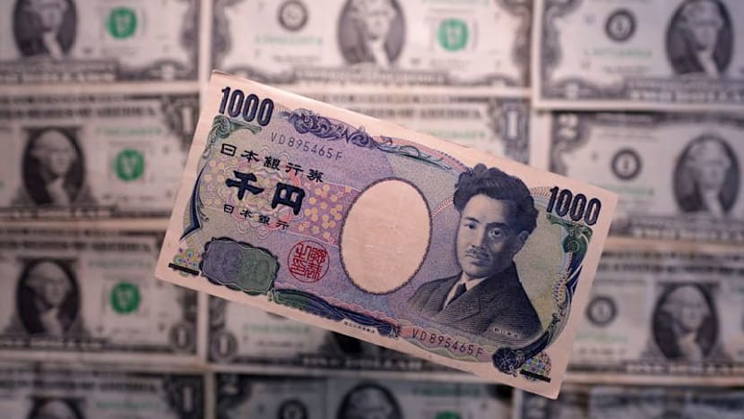 Yen back in danger zone as Tokyo officials keep investors on edge