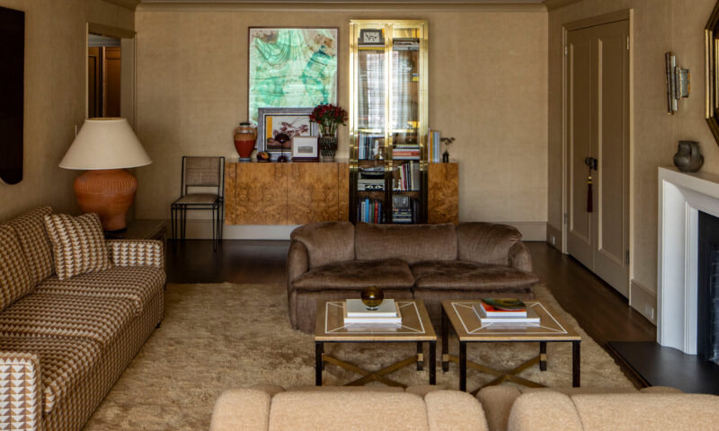 Filling a Lenox Hill Living Room With Objects That Inspire