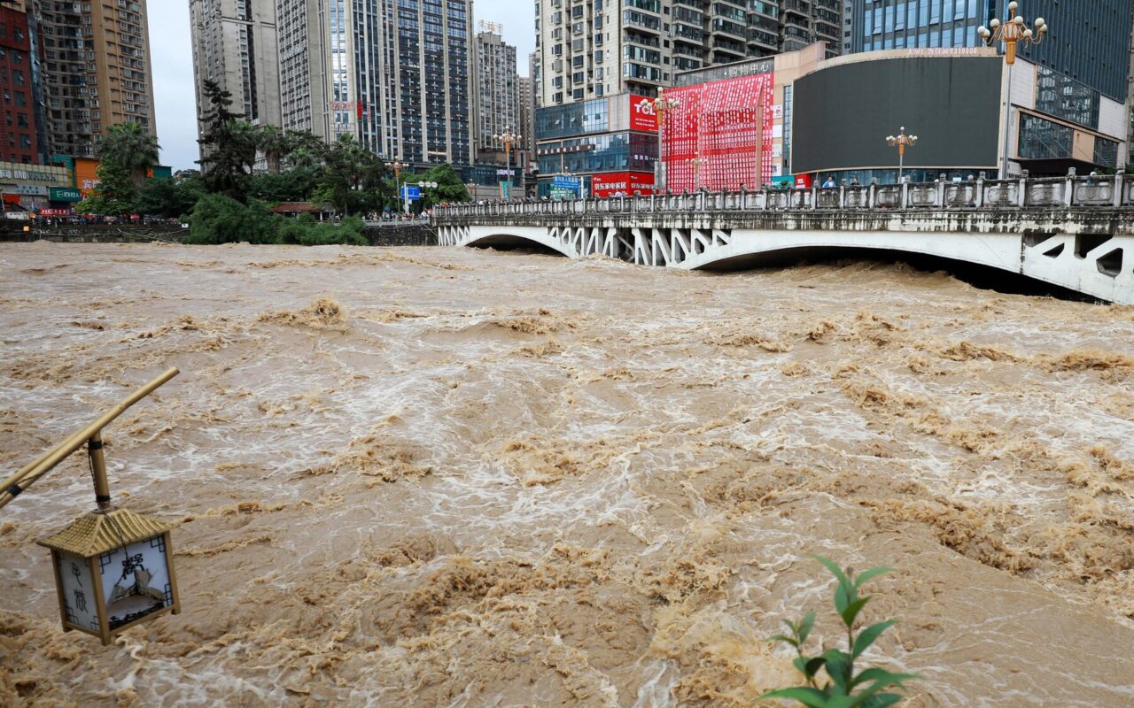 Heavy Rain and Floods in China Kill at Least 22