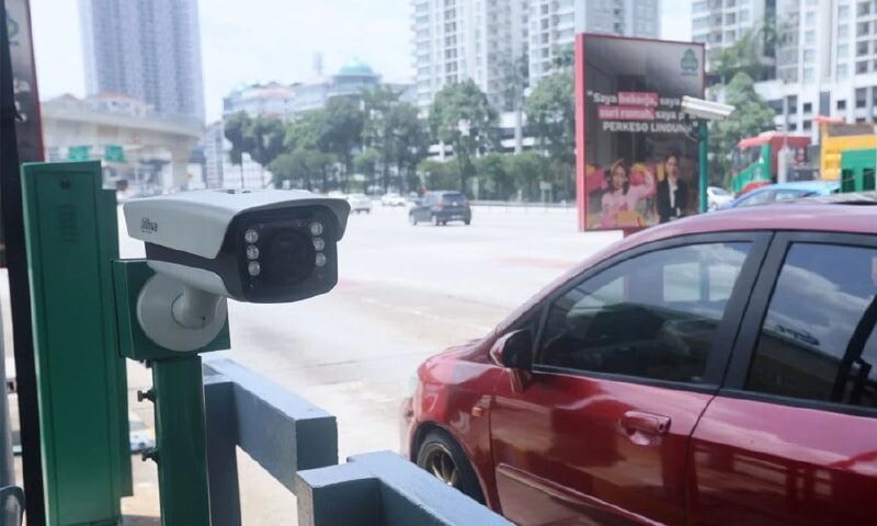 Barrier-free toll goal could hit speed bump, warn experts