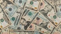 الدولار بأعلى سعر للشراء في مصرف أبو ظبي الإسلامي