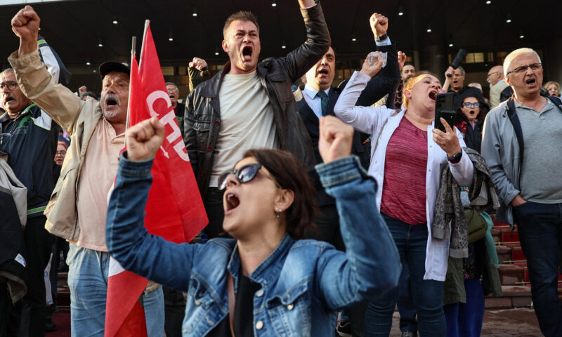 Turkish Court Ruling Means New Trouble for Erdogan’s Foes