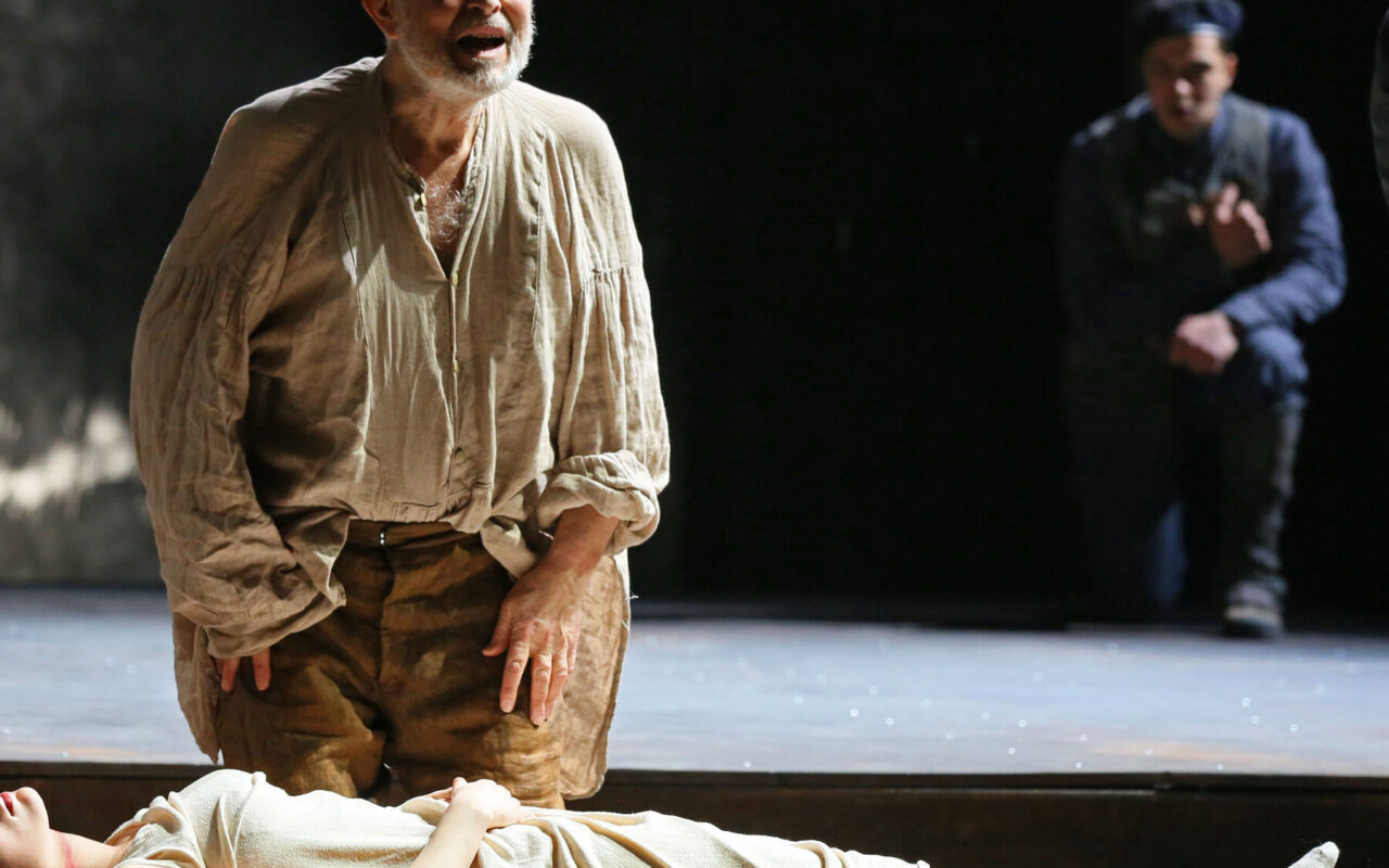 Michael Pennington, Commanding Shakespeare Actor, Dies at 82
