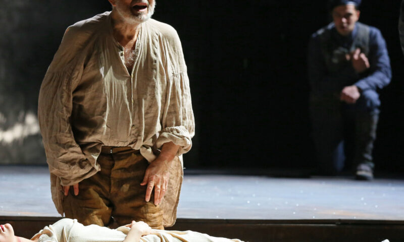 Michael Pennington, Commanding Shakespeare Actor, Dies at 82