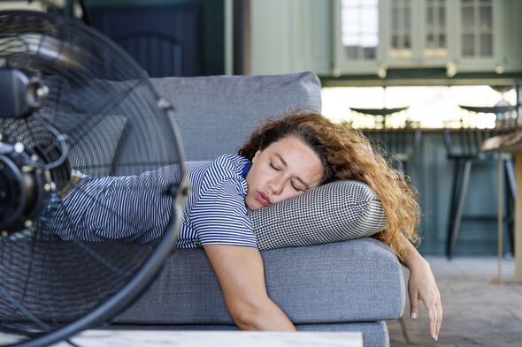 Fan heatwave warning: Brits told to avoid sleeping with fan on during UK heat