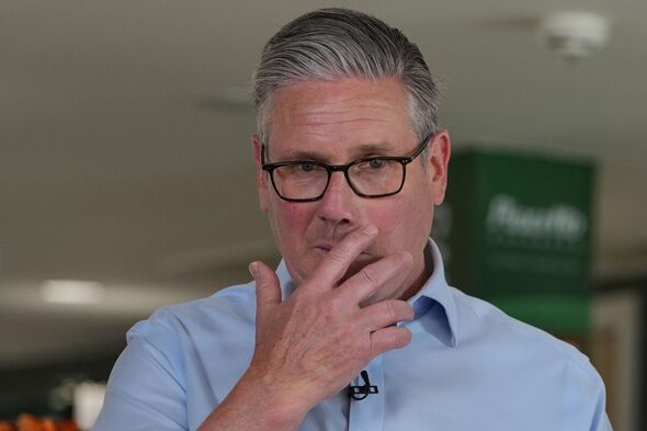 Starmer blasted as PM ‘too scared of left-wing MPs’ to carry out migration crackdown