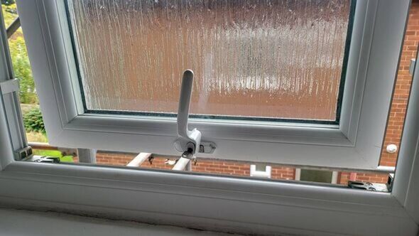 Households in England urged to keep windows shut on Tuesday