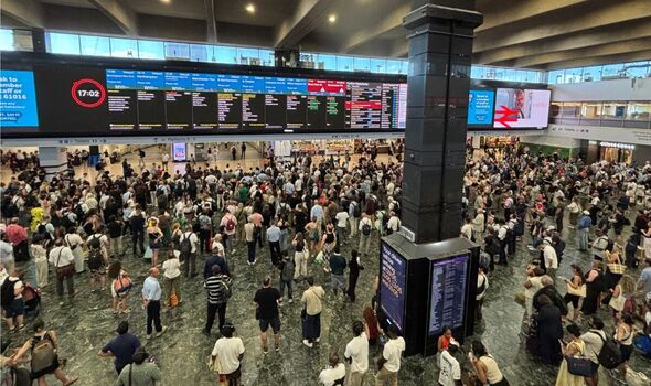 London Euston LIVE: Rush hour travel chaos as trains cancelled and delayed