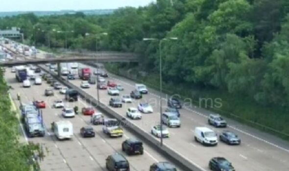 M25 traffic LIVE: Delays in Surrey near Leatherhead after horror crash