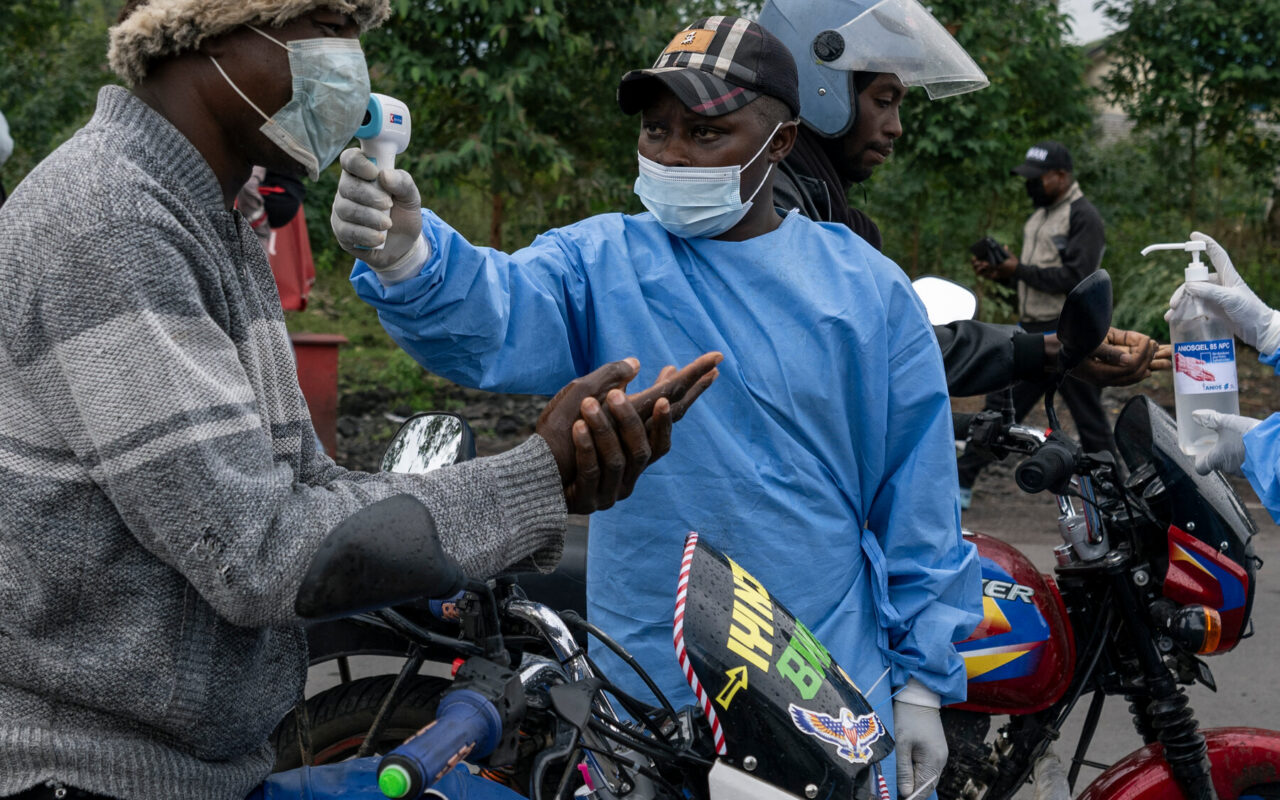 U.S. to Block Entry to More Noncitizens Who May Have Been Exposed to Ebola