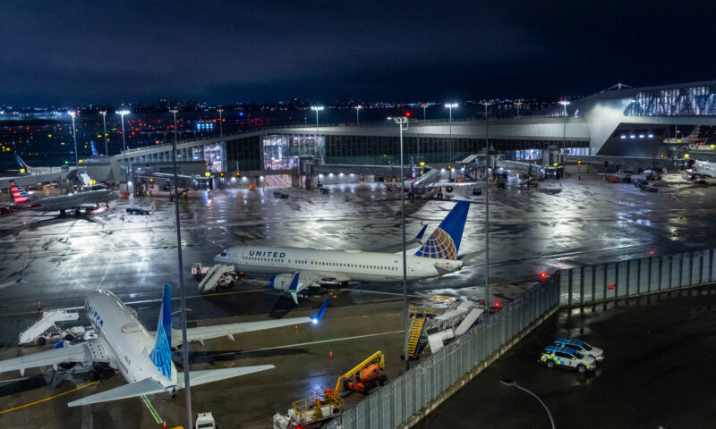 Sinkhole Keeps LaGuardia Runway Closed for a 3rd Day, Causing Delays