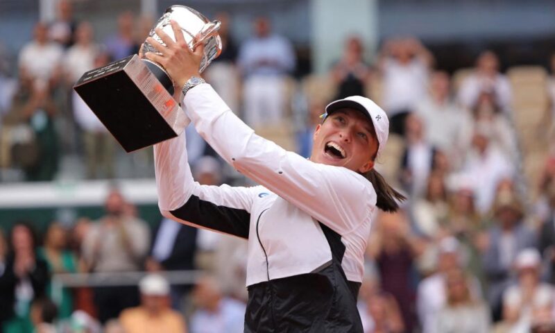 Iga Świątek wins women’s French Open with thrilling victory over Karolína Muchová