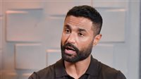 كريم فهمي: قابلت ممثلين كانوا عاوزين يدوسوا عليا