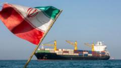 ضربات أمريكية تستهدف موقعاً عسكرياً ومسيرات إيرانية “شكّلت تهديداً”