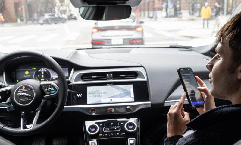 Blind Waymo Users Revel in the Joy of Riding Alone