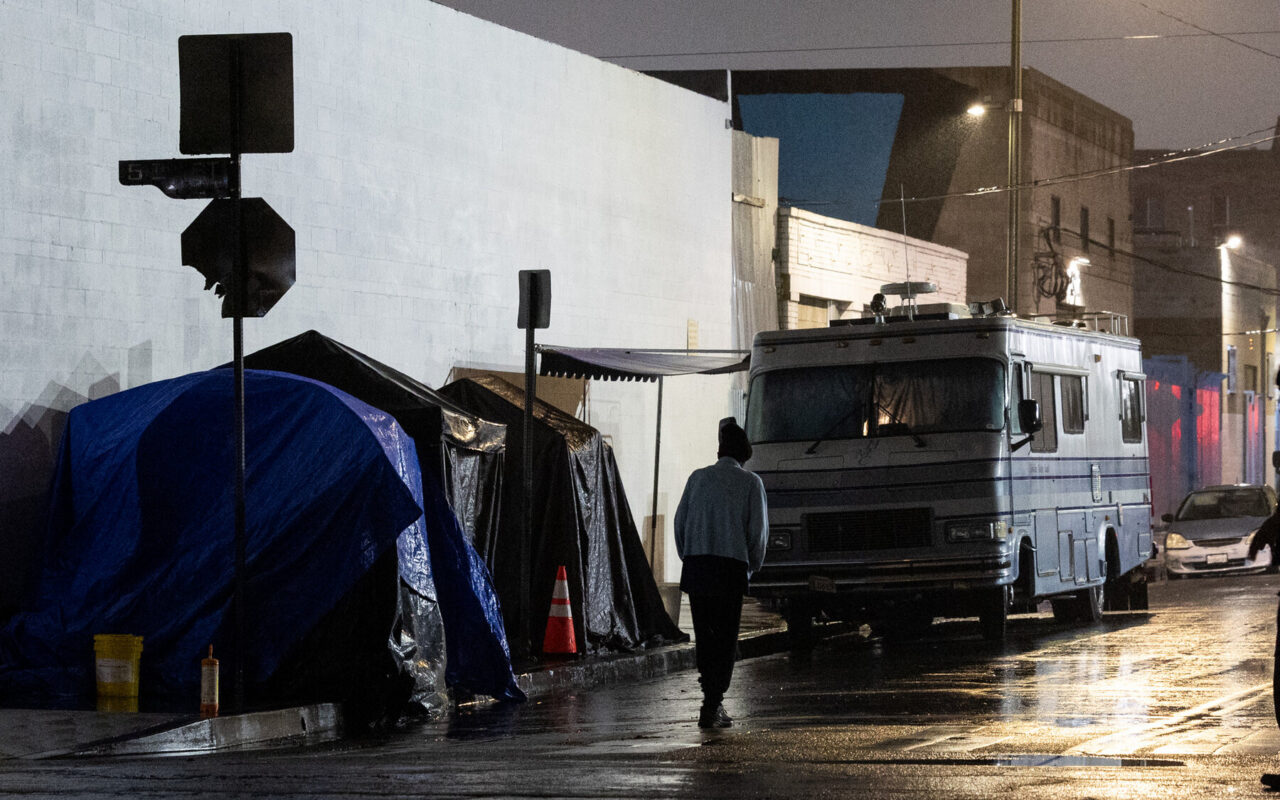 In Homeless Crisis, California ‘Is Waging a War on R.V.s’