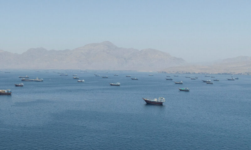 Even After a Strait of Hormuz Deal, Moving 1,500 Ships Won’t Be Easy
