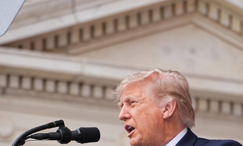 Trump Urges More Countries to Normalize Relations With Israel as Part of Iran Deal